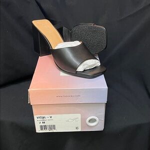 Lisa Vicky Black Women's Mules